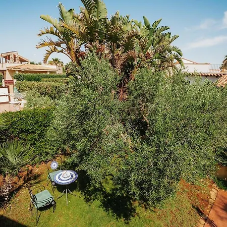 Pino Villa